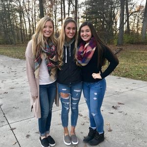 Meet your Posher, Meredith